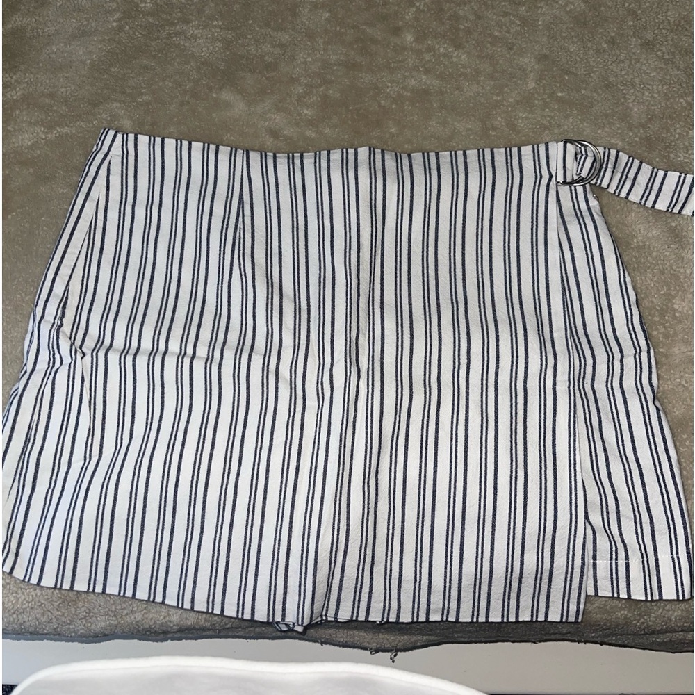Forever 21 skort